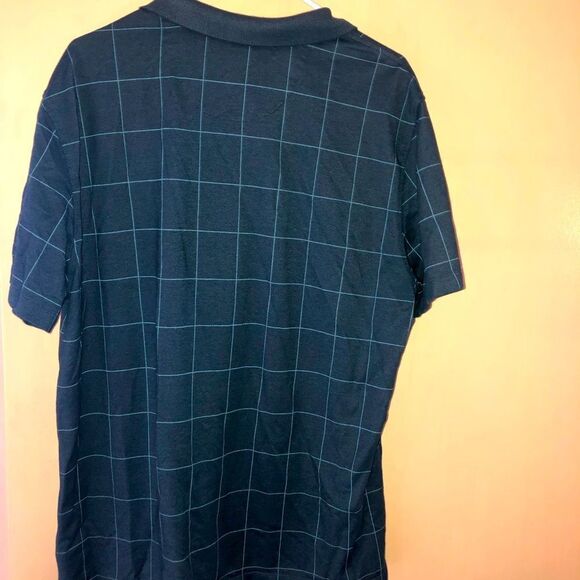 Van Heusen blueish shirt threw button down striped - Picture 1 of 3